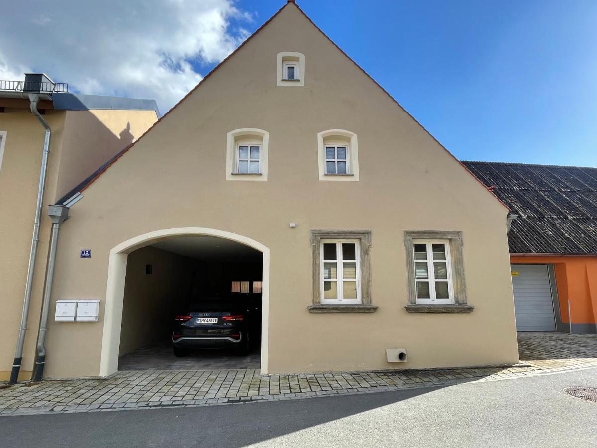 Apartment in zentraler Lage mit Privatparkplatz Grafenwohr Exterior foto